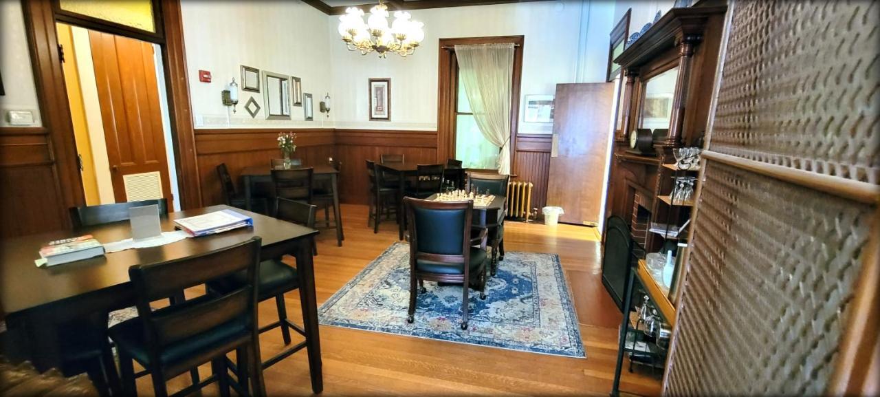 Inn At The Agora ルイストン エクステリア 写真