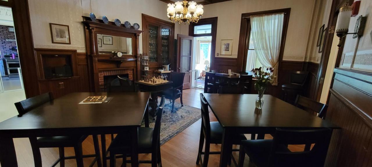 Inn At The Agora ルイストン エクステリア 写真